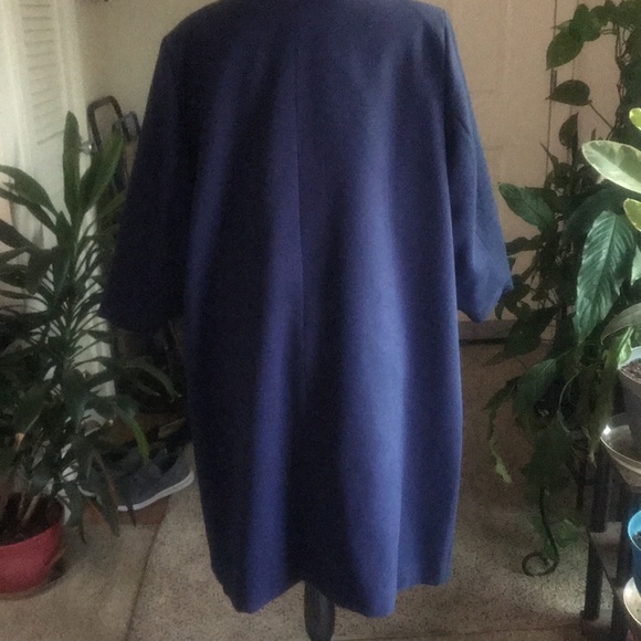 1X JUSTFAB. Deep Blue Winter Coat with Detachable Fur at Wrist. - Picture 5 of 5